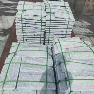 河源 芝麻白蘑菇石装车出货