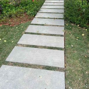 河源 芝麻黑小区踏步、汀步石铺装效果