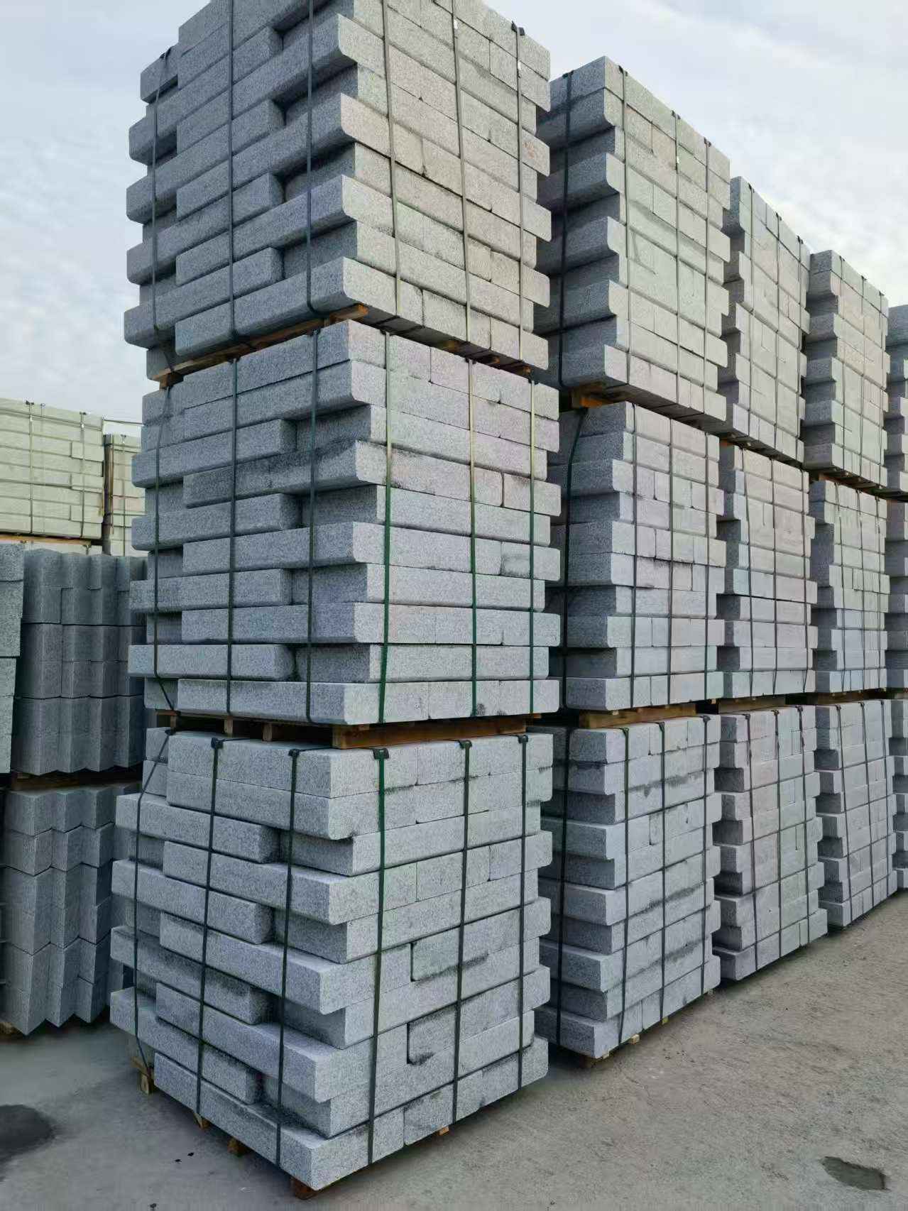 河源 路沿石（路侧石），颜色一致，尺寸标准