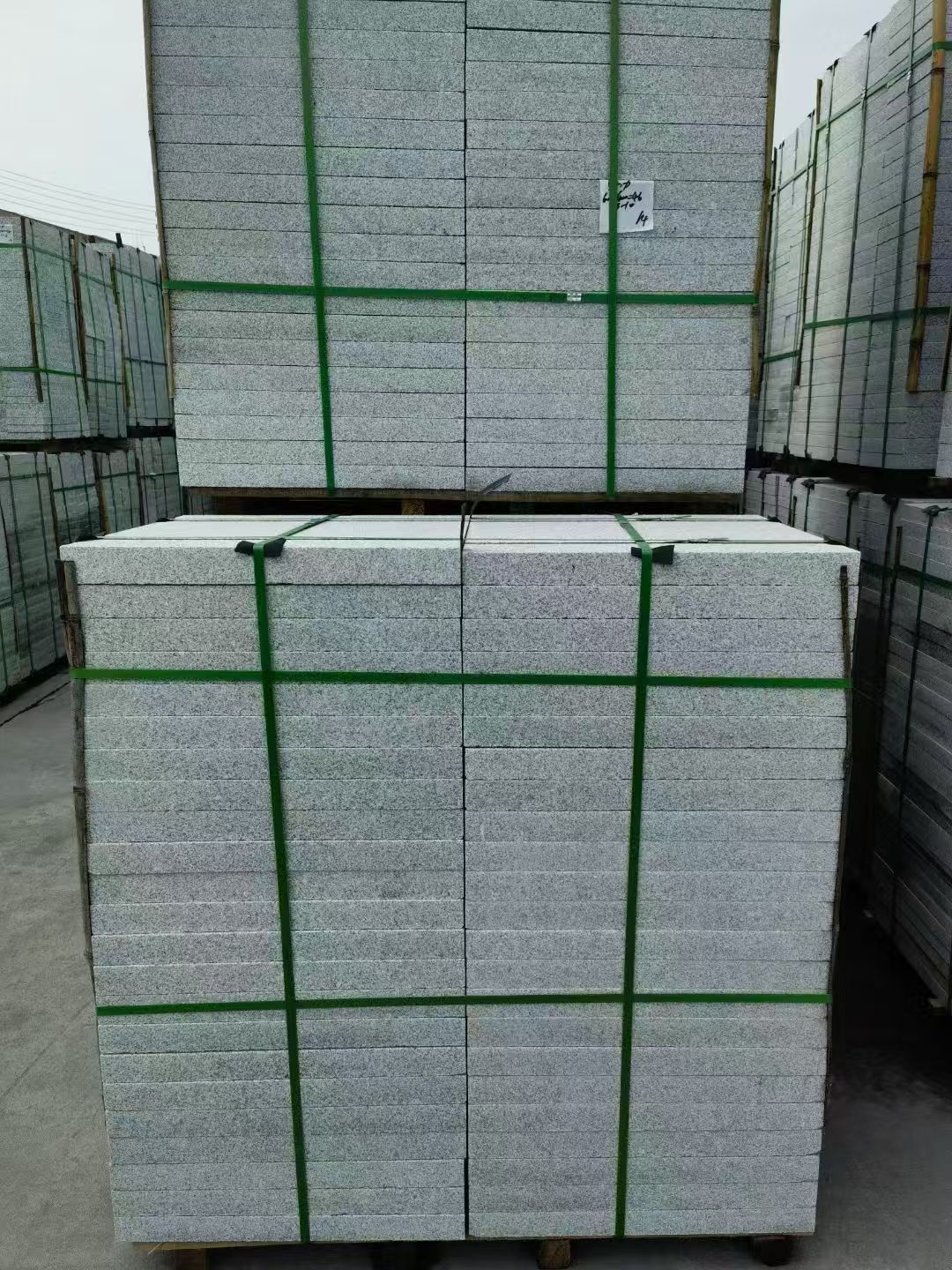 河源 火烧面地铺石，街道广场园林市政工程板，1.8~5.0厚均有现货