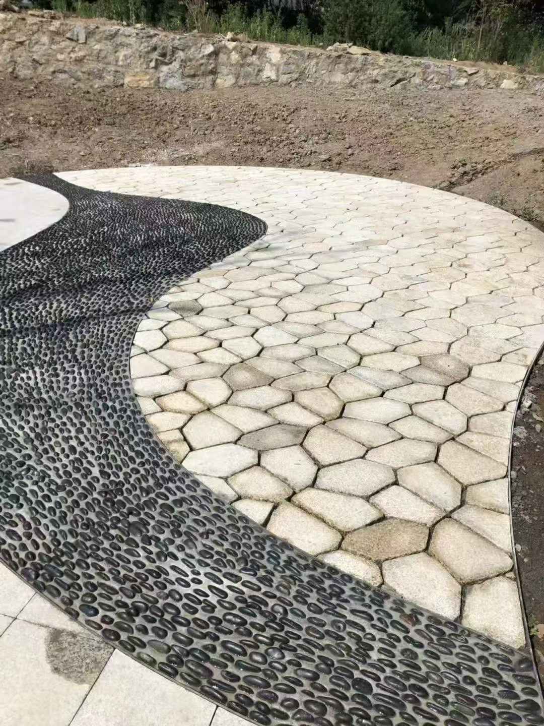 河源 黄金麻冰裂缝室外铺装效果完美展示