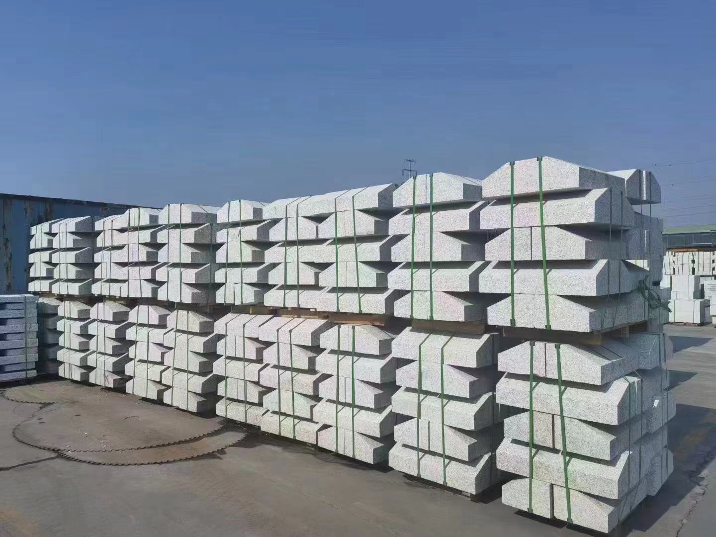 河源芝麻白花岗岩光面牙石知多少